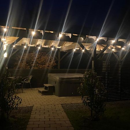 Rostrevor Valley House -Mountainside Hot Tub View نيوري المظهر الخارجي الصورة